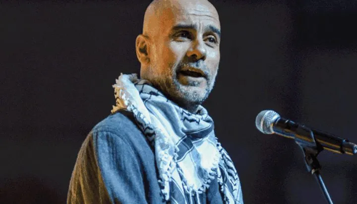 غوارديولا بالكوفية: نحن مع فلسطين، اسرائيل تقتل اطفالنا